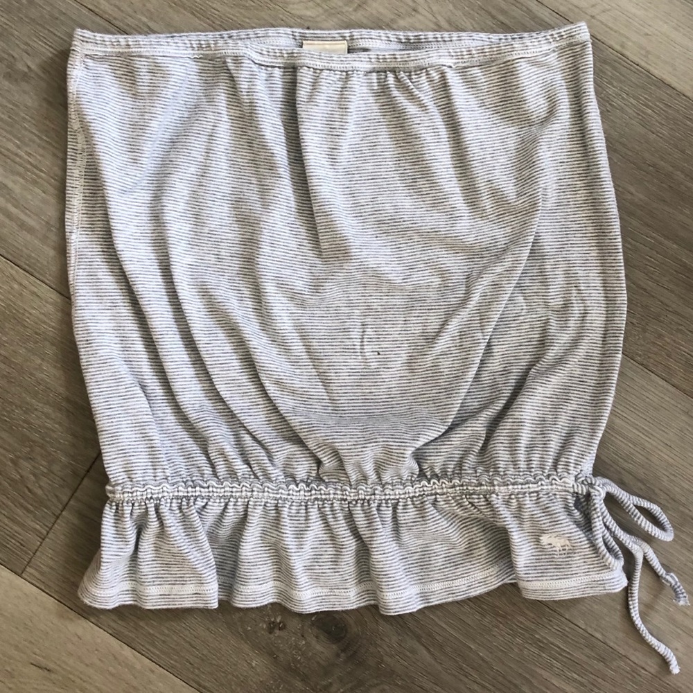 ABERCROMBIE AND FINCH TUB TOP